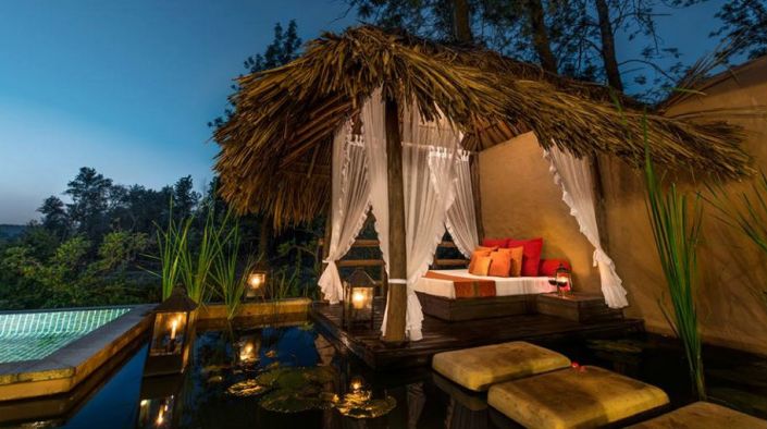Budget Friendly Places To Stay In Coorg Top 10 Kodagu Also Known As Coorg Is A District In Karnataka Famous For Its Scenic And Natural Beauty Has Churcheuseums That Will Your