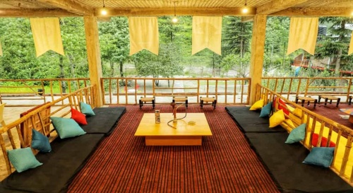 Game of Thrones themed Hostel has opened up in Kasol |The Himalayan Paradise
