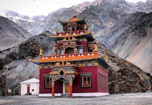 Take a trip to the Gue Village in Spiti Valley to get a Mummy Experience