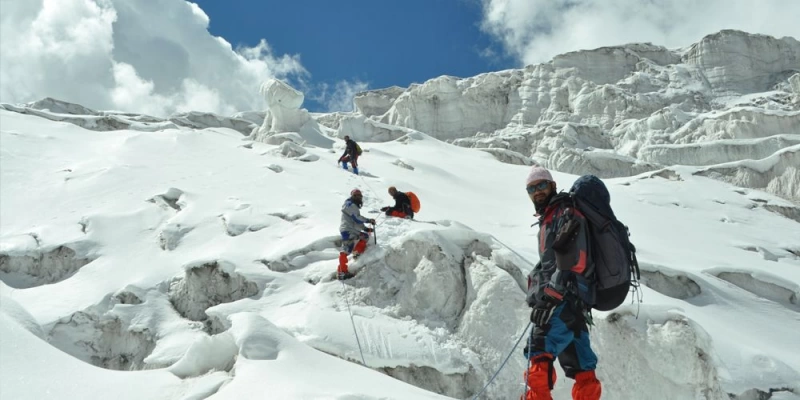 5 Best Treks to Do in Himachal Pradesh Between July and October