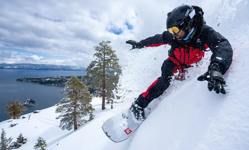 Tips for First-Time and Beginner Snowboarders- Ngtraveller