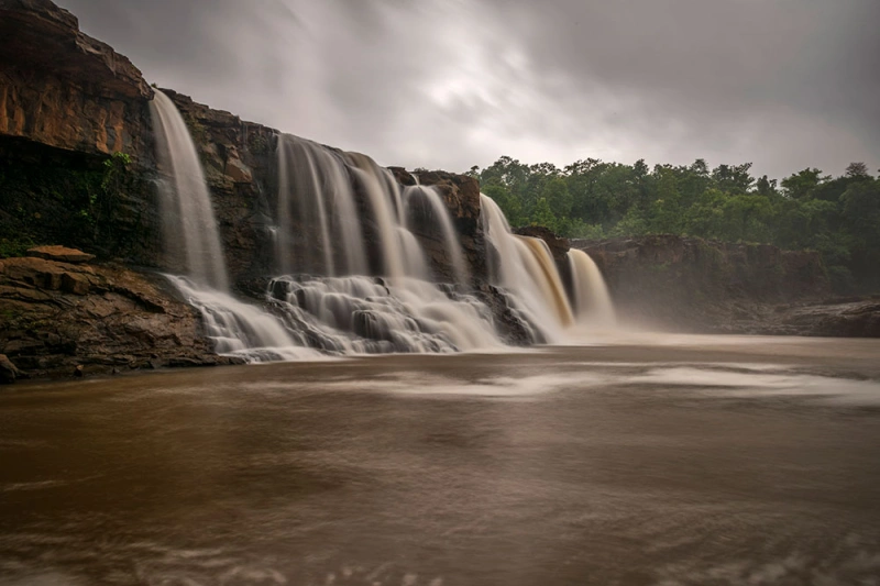 Gira Waterfall: A Majestic Waterfall you must visit while planning your trip to Gujrat.